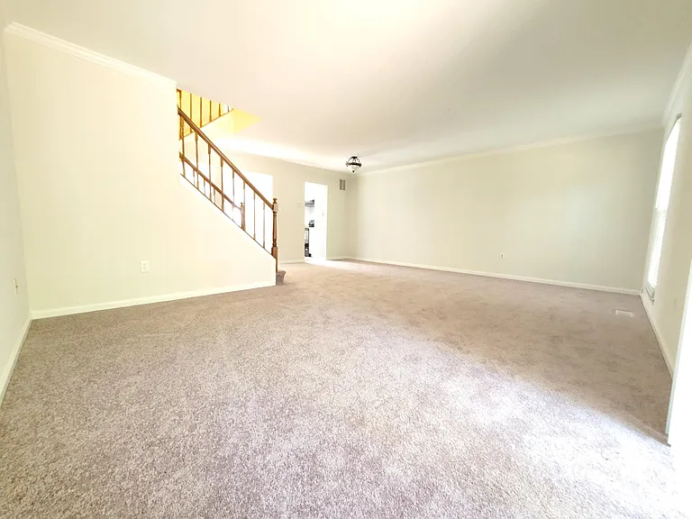 15582 Northgate Dr — Photo 17
