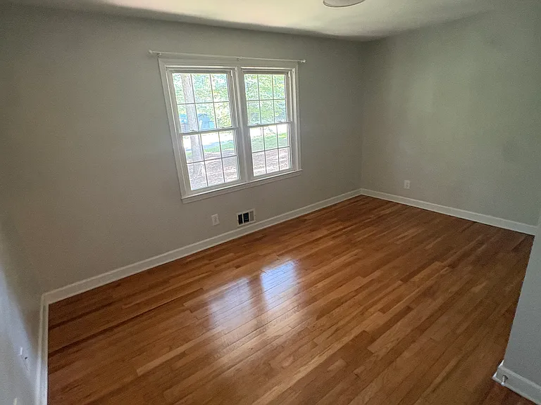 3218 Richwood Dr — Photo 10