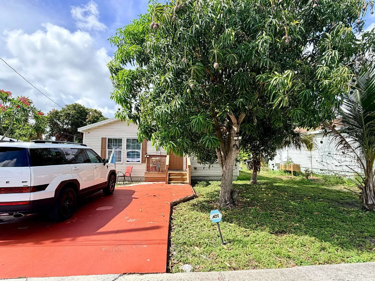 1 bed, 1.0 bath, $950 — Photo 4