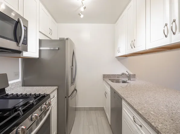 200 Rector Pl APT 7W, New York, NY 10280