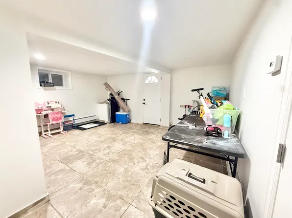 69 Humphrey Avenue image 32 of 41