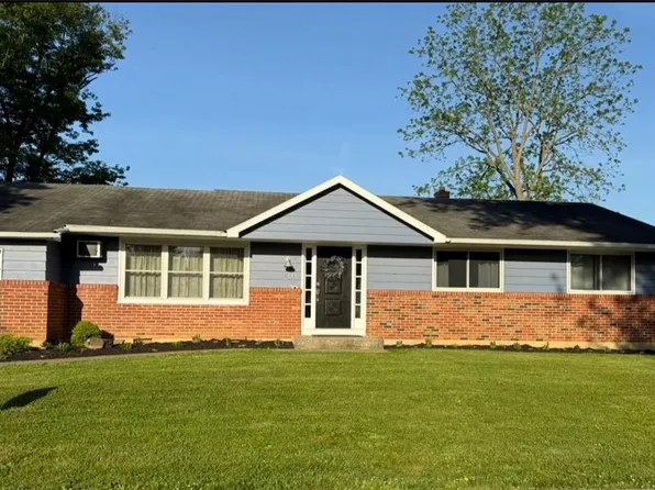 1460 Walnut Ln, Macungie, PA 18062
