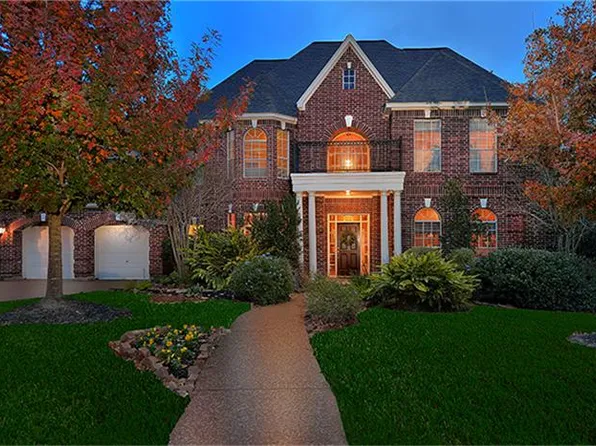 24722 Creekview Dr, Spring, TX 77389