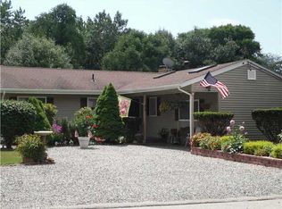 24 South Trl, Niantic, CT 06357