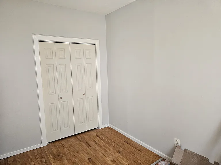 182 Chestnut St #1 — Photo 3