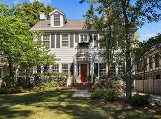 567 Hill Ter, Winnetka, IL 60093