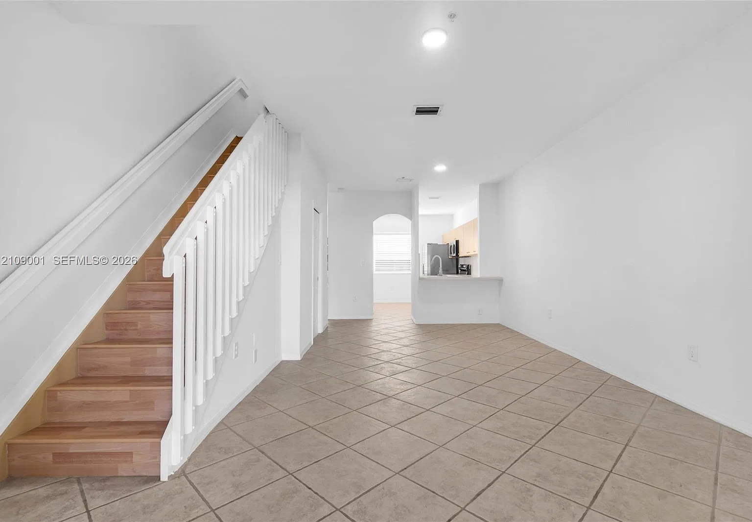 Las Brisas At Doral Condo — Photo 3