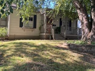 1240 Saint Francois St, Florissant, MO 63031