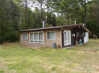 40 Grosbeak Grv, Greenfield Twp, ME 04418