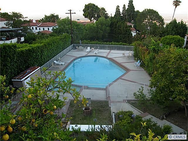 1st image of 4104 Miraleste Dr