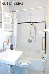 Rented by R New York