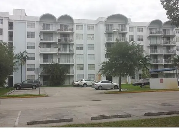 492 NW 165th St #C509, Miami Gardens, FL 33169