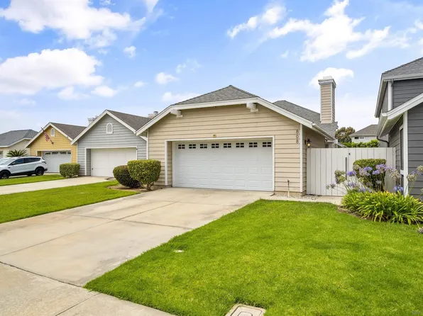 808 Windcrest Dr, Carlsbad, CA 92011