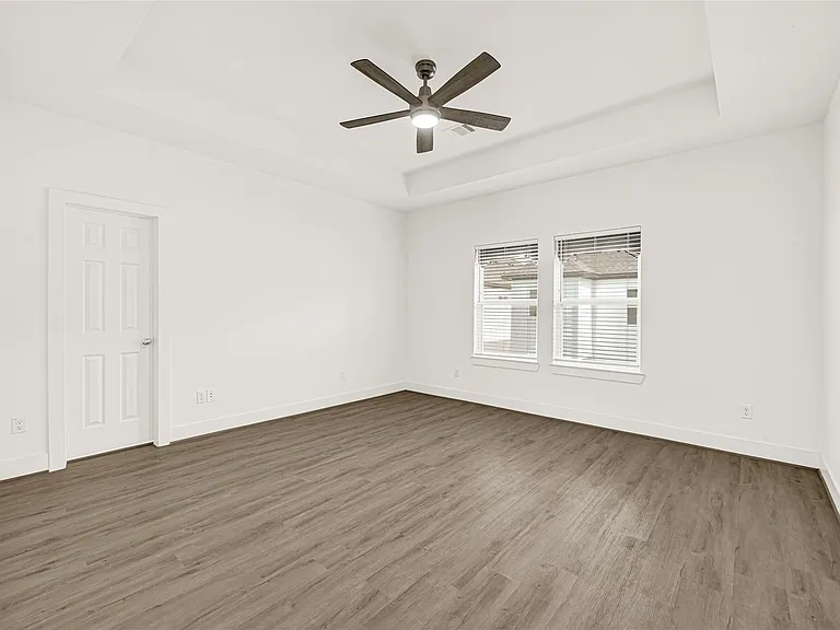 6405 Leopold Star Ln — Photo 18