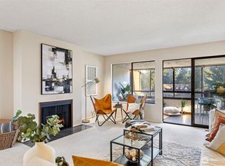 11025 Glen Acres Dr S APT D, Seattle, WA