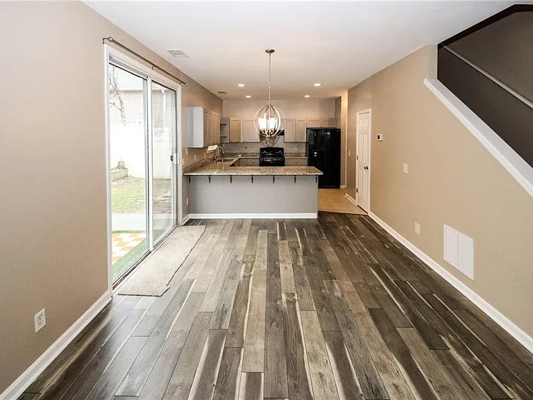 170 Windcroft Ln NW — Photo 8