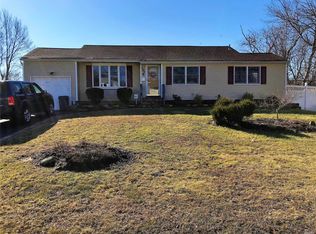 122 Sherman St, Brentwood, NY 11717