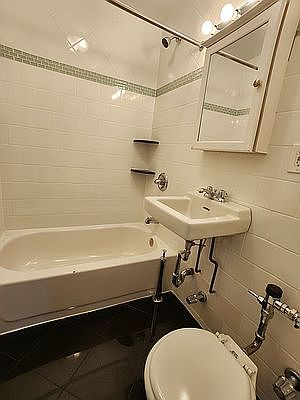5th image of 305 Columbus Ave APT 51