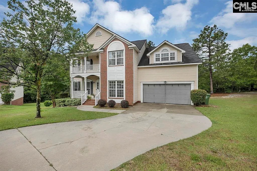 4 bed, 2869 sqft, $2,400 — Photo 2