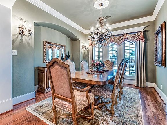 2nd image of 1202 Lorraine Ct
