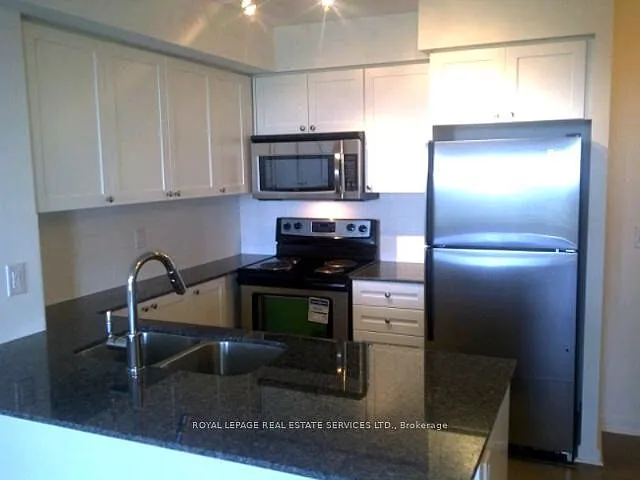 2 bed, $2,475 — Photo 3