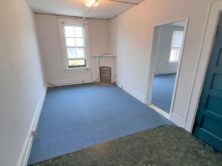 514 S Aurora Street — Photo 11