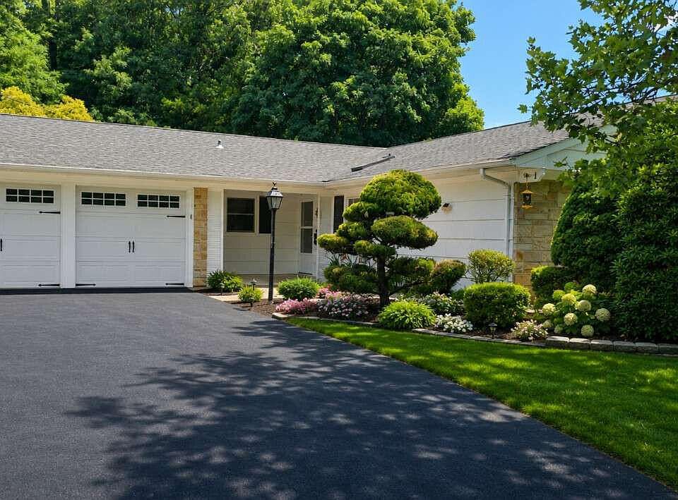 1st image of 75 Idlebrook Lane