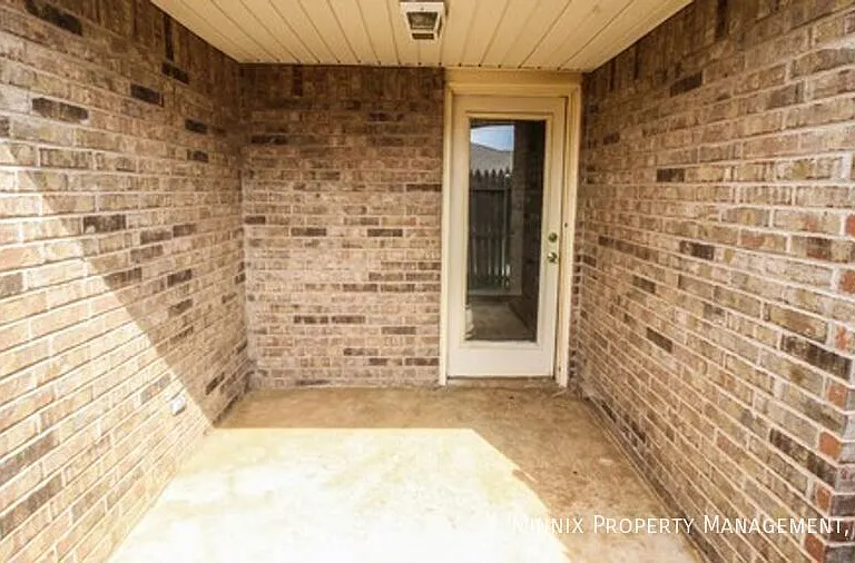 5421 Marshall St #A — Photo 9