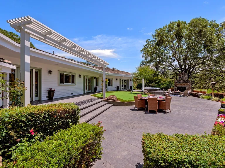 300 Shiloh Valley Ct — Photo 12
