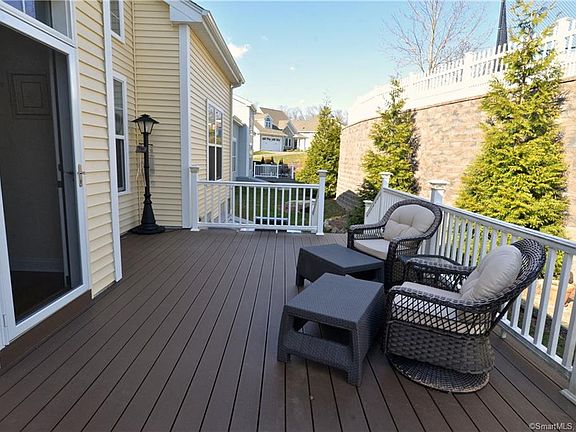 3rd image of 3 Dogwood Ln #3