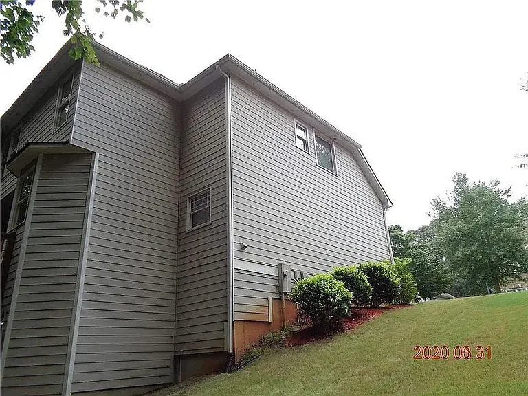 3785 Creekview Ridge Dr NE — Photo 5