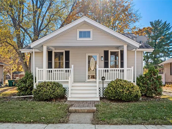 405 E 3rd St, O'Fallon, IL 62269
