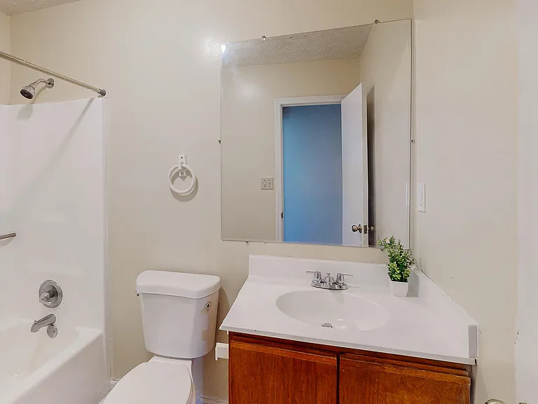 Carriage Ct — Photo 10