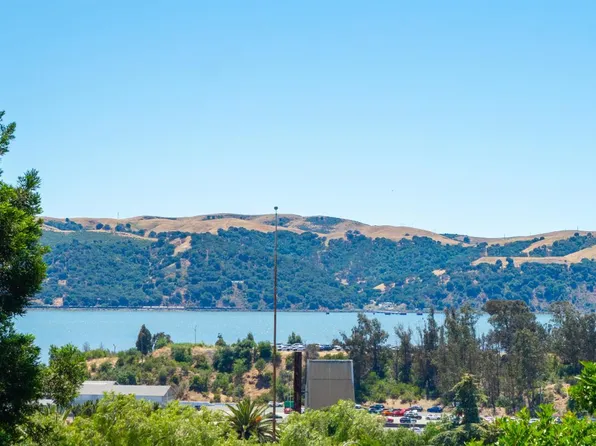 735 Buchanan Street #214, Benicia, CA 94510