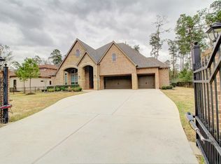 5586 Bright Timber Landing Dr, Spring, TX 77386