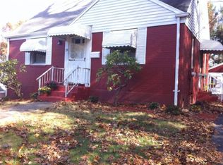 29 Rolfe St, Hamden, CT 06517