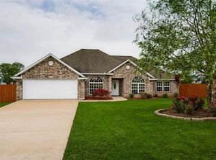 8705 S Ruth Ln, Bentonville, AR 72713