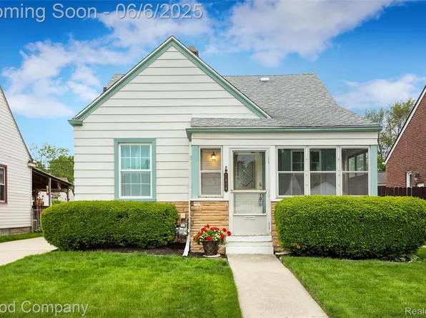 7616 Mayfair St, Taylor, MI 48180