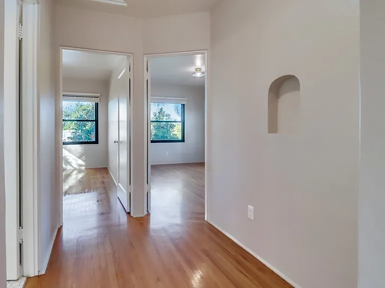 4706 Vista St #1 — Photo 14