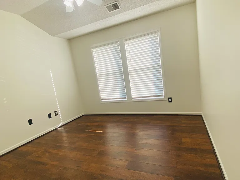 13713 Bradshaw St — Photo 17