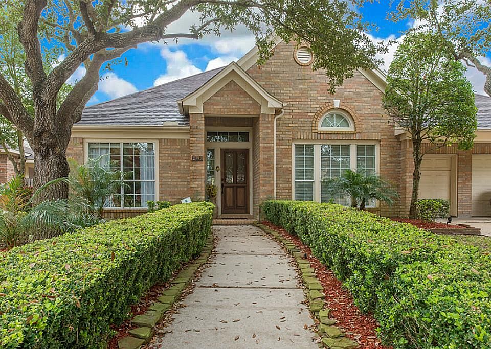 1st image of 2395 Indigo Harbour Ln