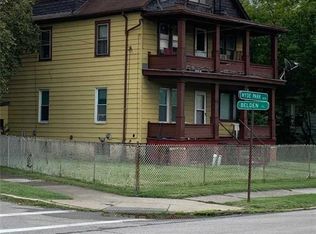 423 Hyde Park Blvd, Niagara Falls, NY 14303