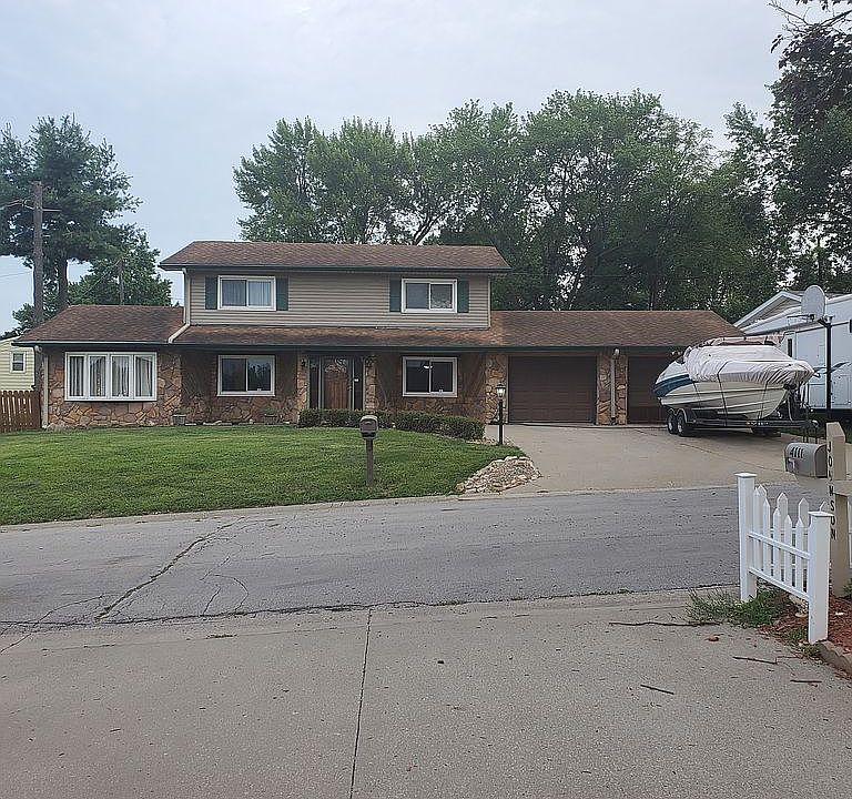 1st image of 4114 Preston Dr