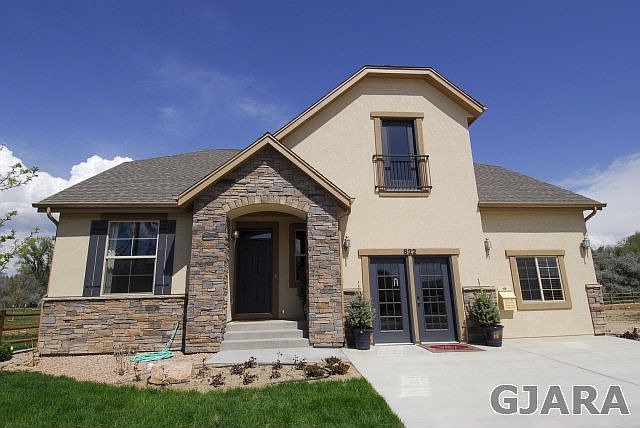 2nd image of 622 Saffron Way