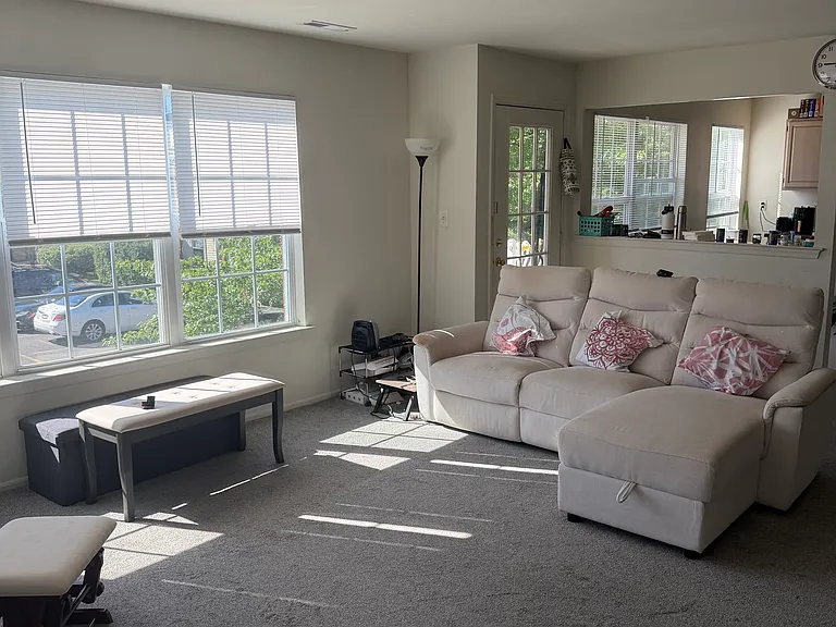 12 Azalea Dr — Photo 8