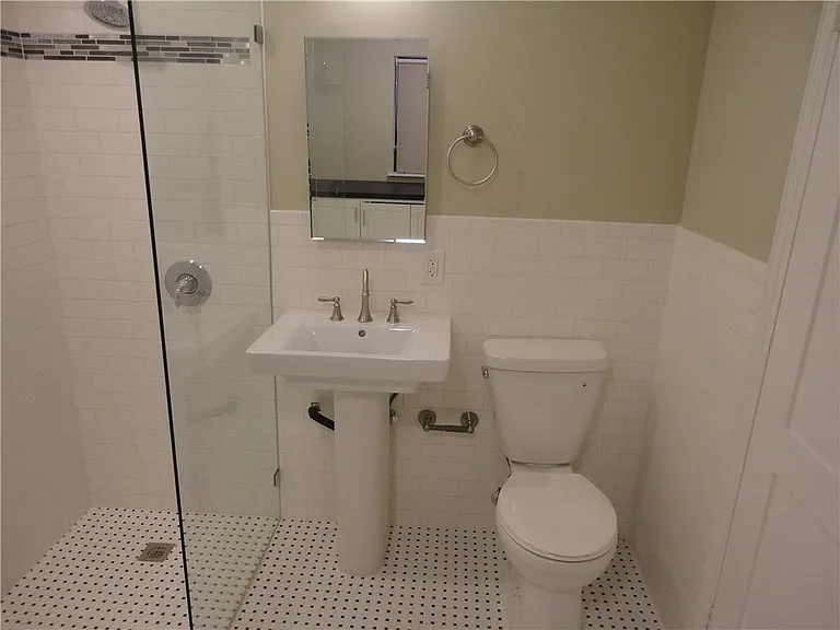 3311 Speedway #B — Photo 19