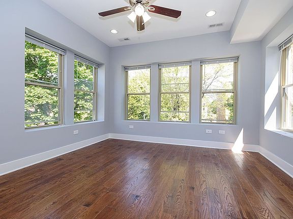 4th image of 1319 W Carmen Ave #3N-F