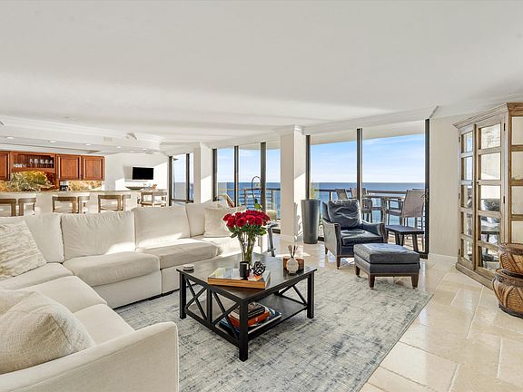 2nd image of 250 S Ocean Boulevard #14e