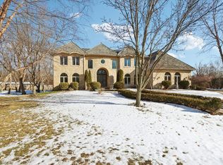 810 Wagner Ct, Glenview, IL 60025