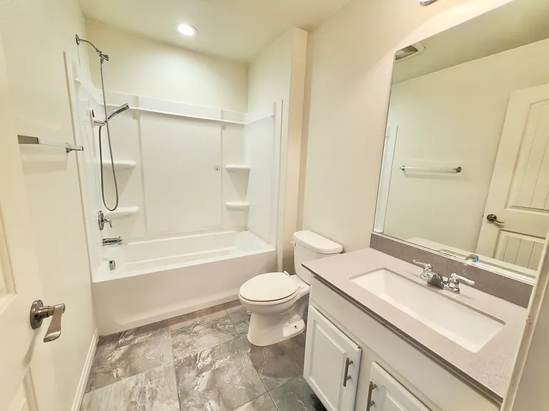 4837 Magnum Way — Photo 5